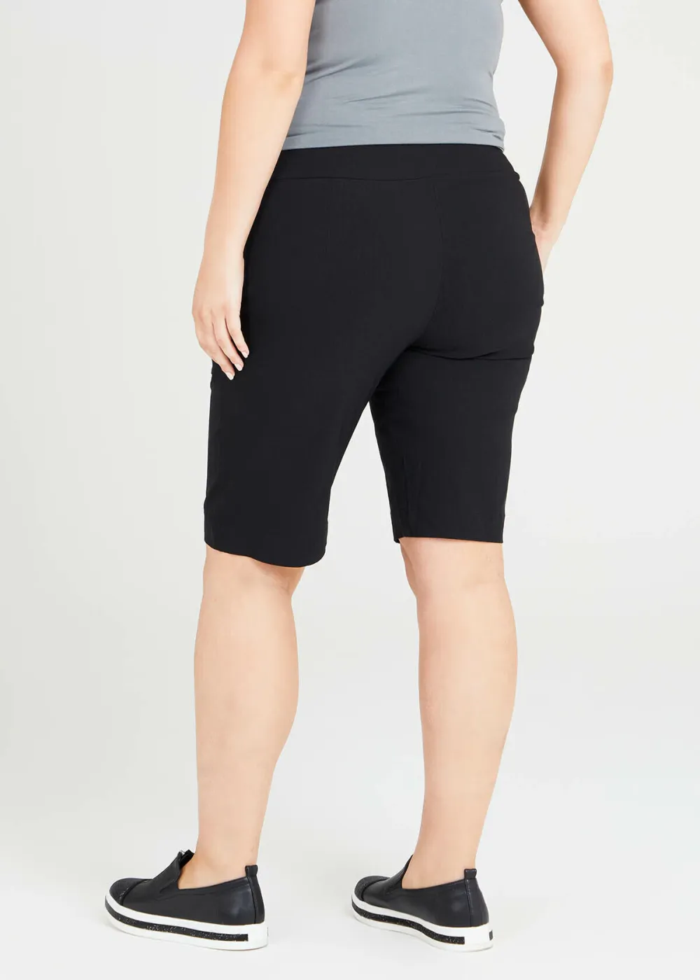 Expose Short