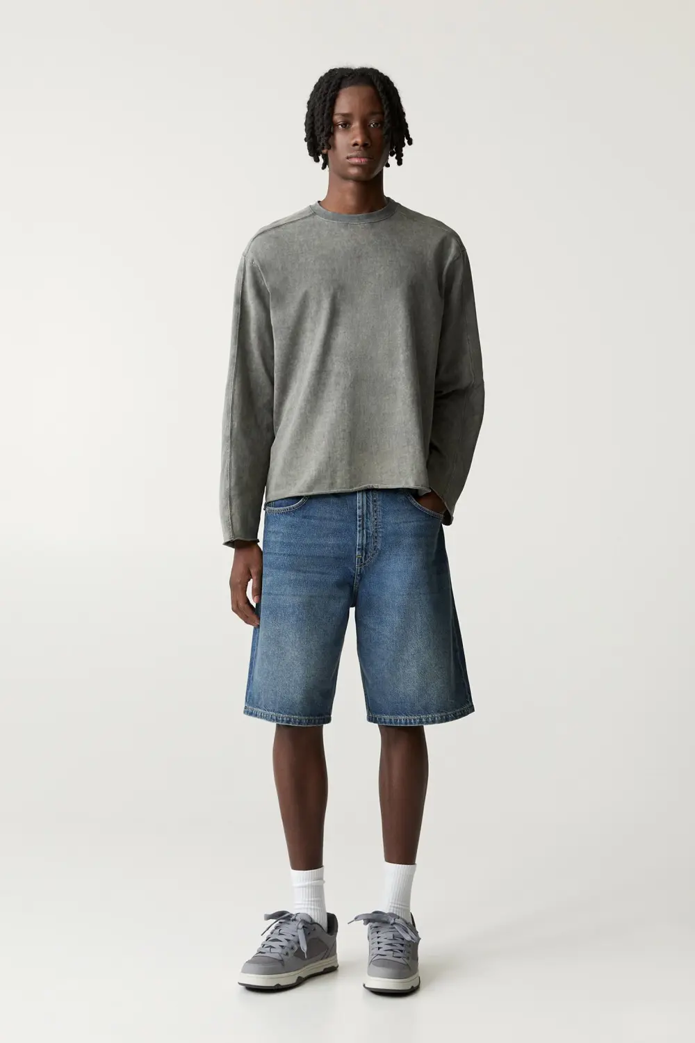 Baggy denim Bermuda shorts