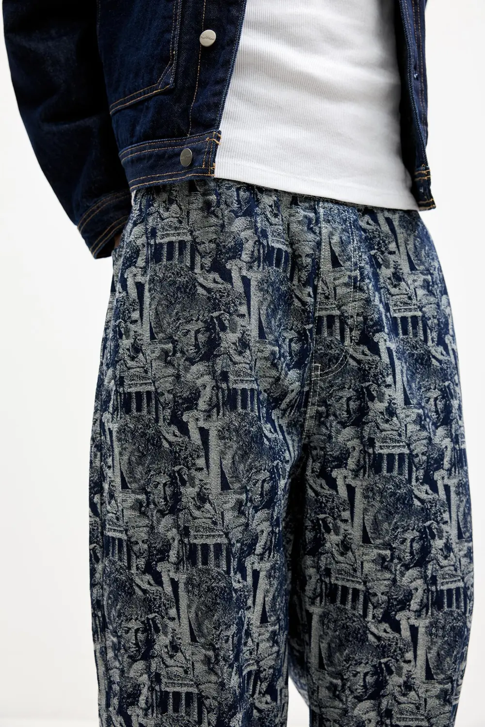 Baggy jacquard jeans