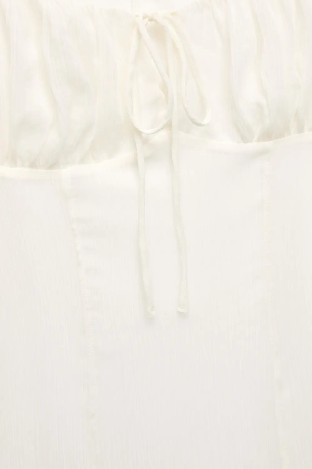 Vestido corto volantes