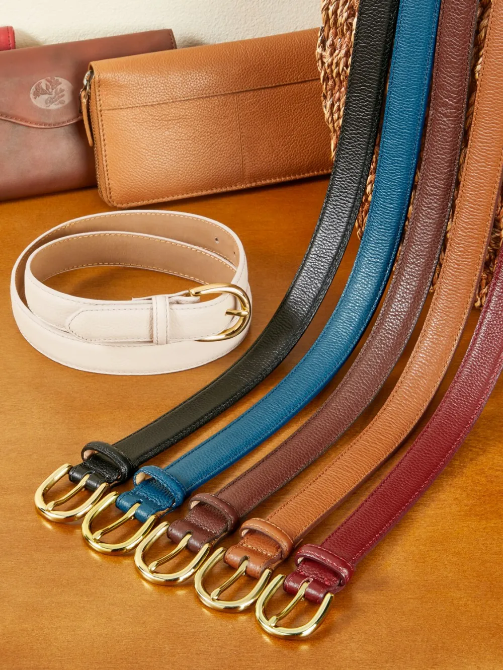 Women's Pebble-Grain Leather Dress Belt