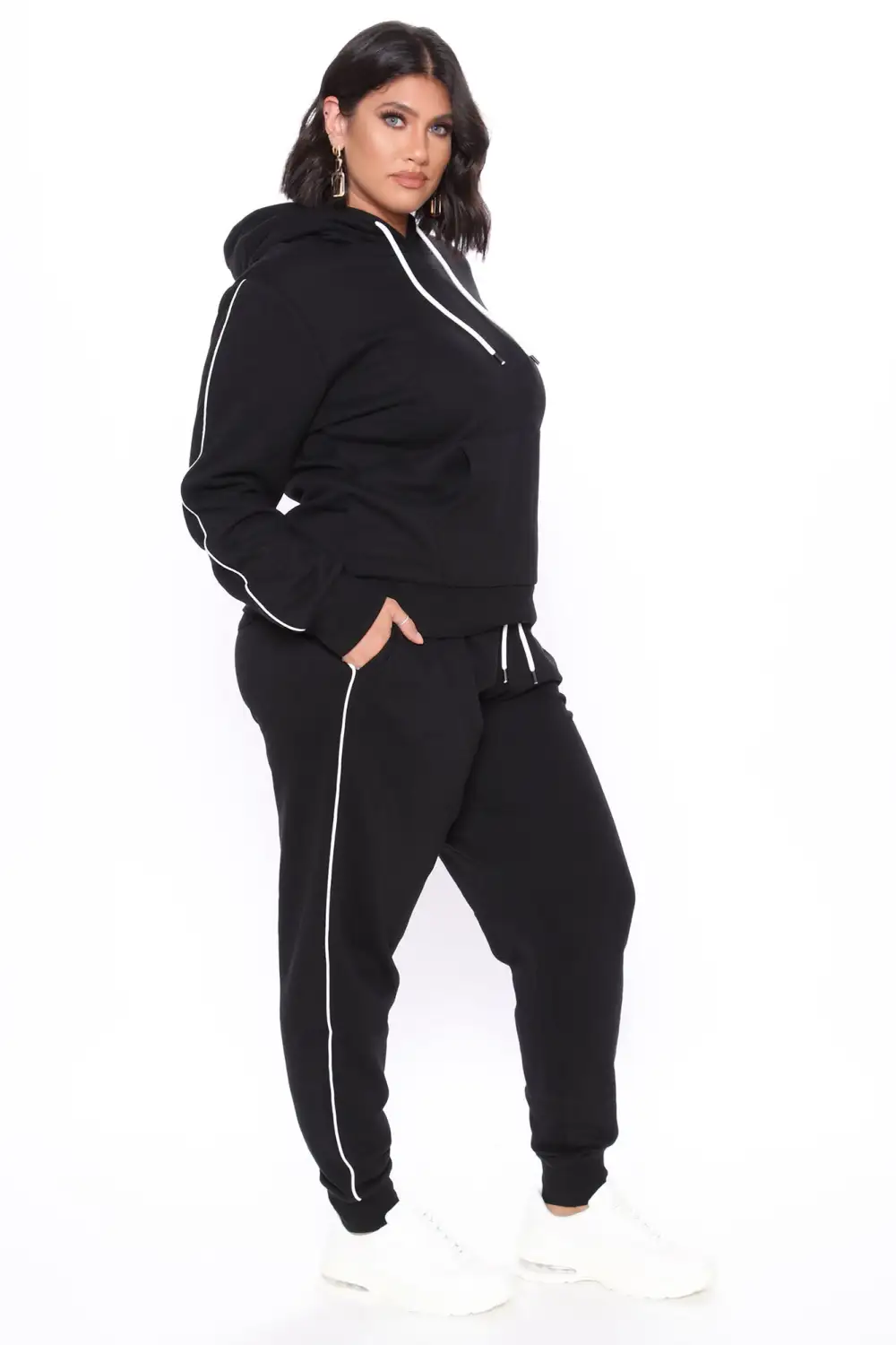 Tennis And Chill Fleece Jogger - Black