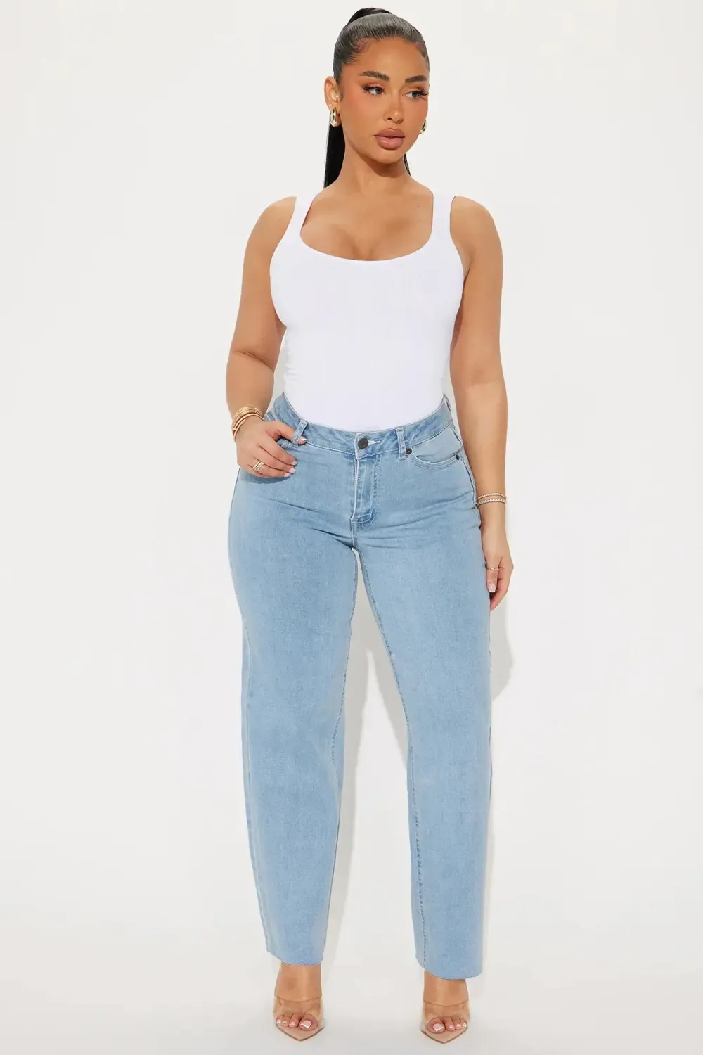 Monica Mid Rise Mom Jeans - Light Wash