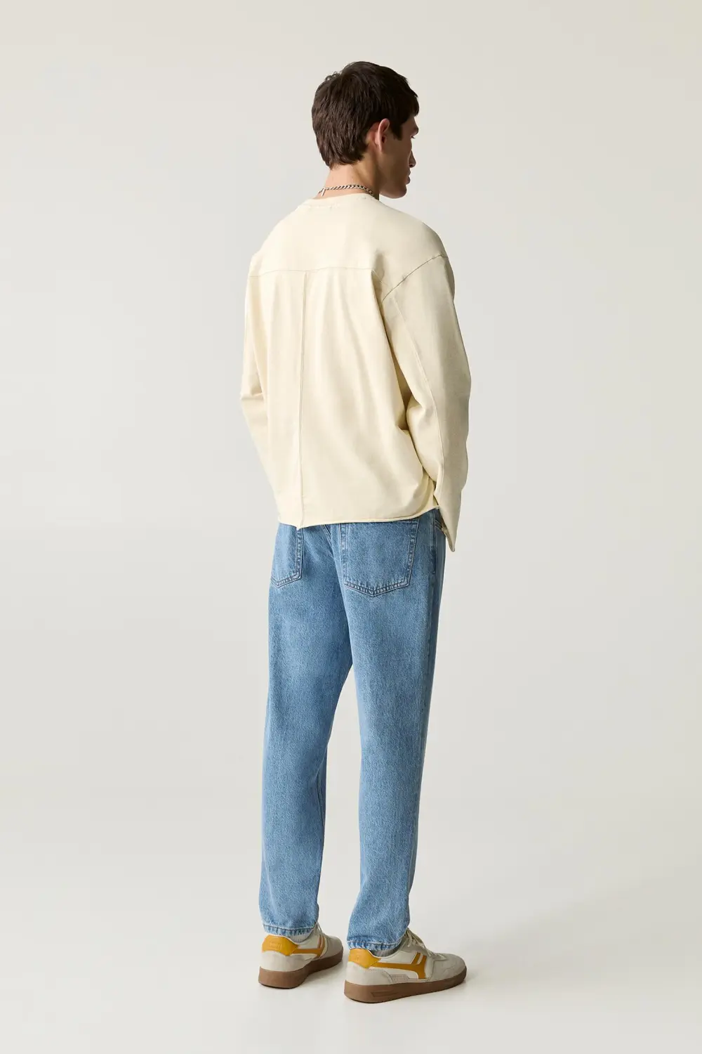 Standard jeans