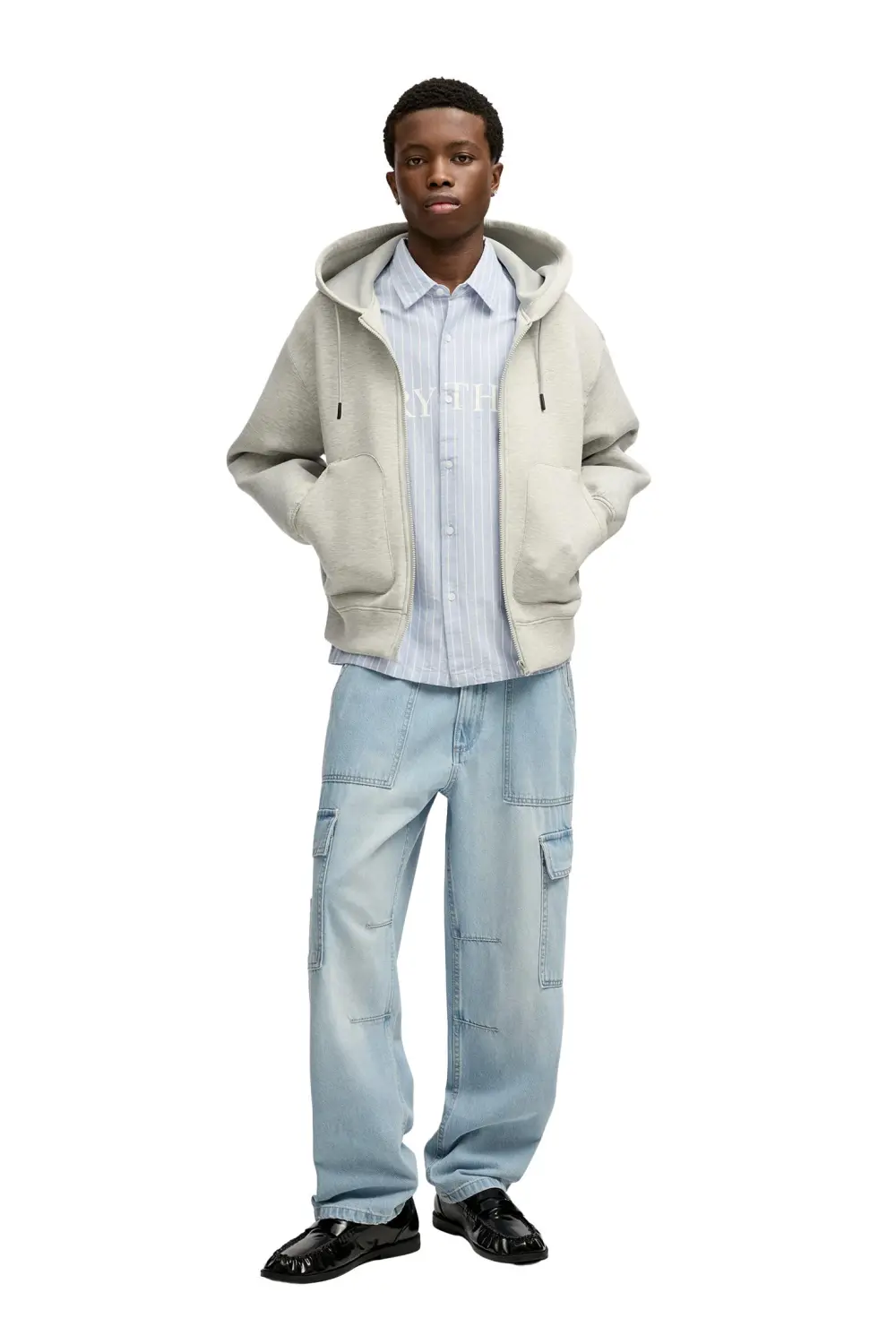 Straight-leg cargo jeans