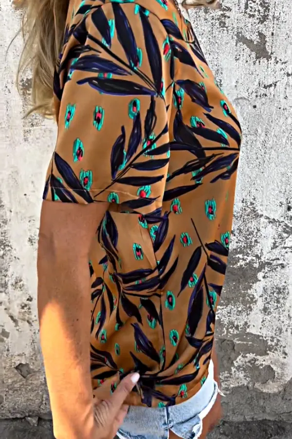 Women's plant pattern back slit T-shirt
