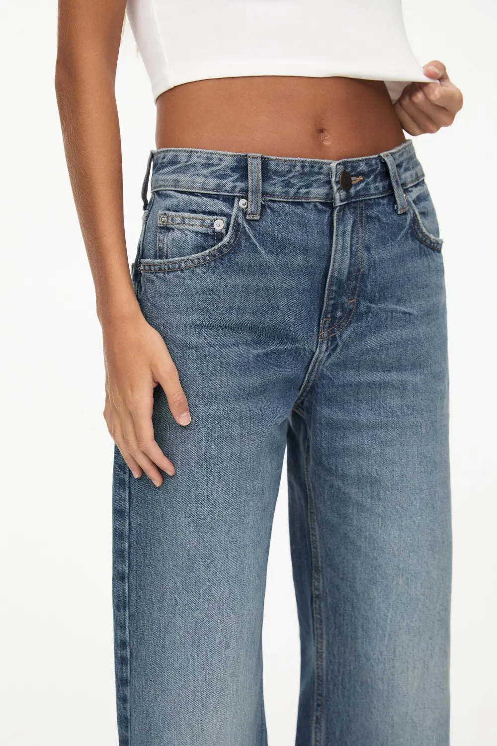 Jeans rectos tiro medio