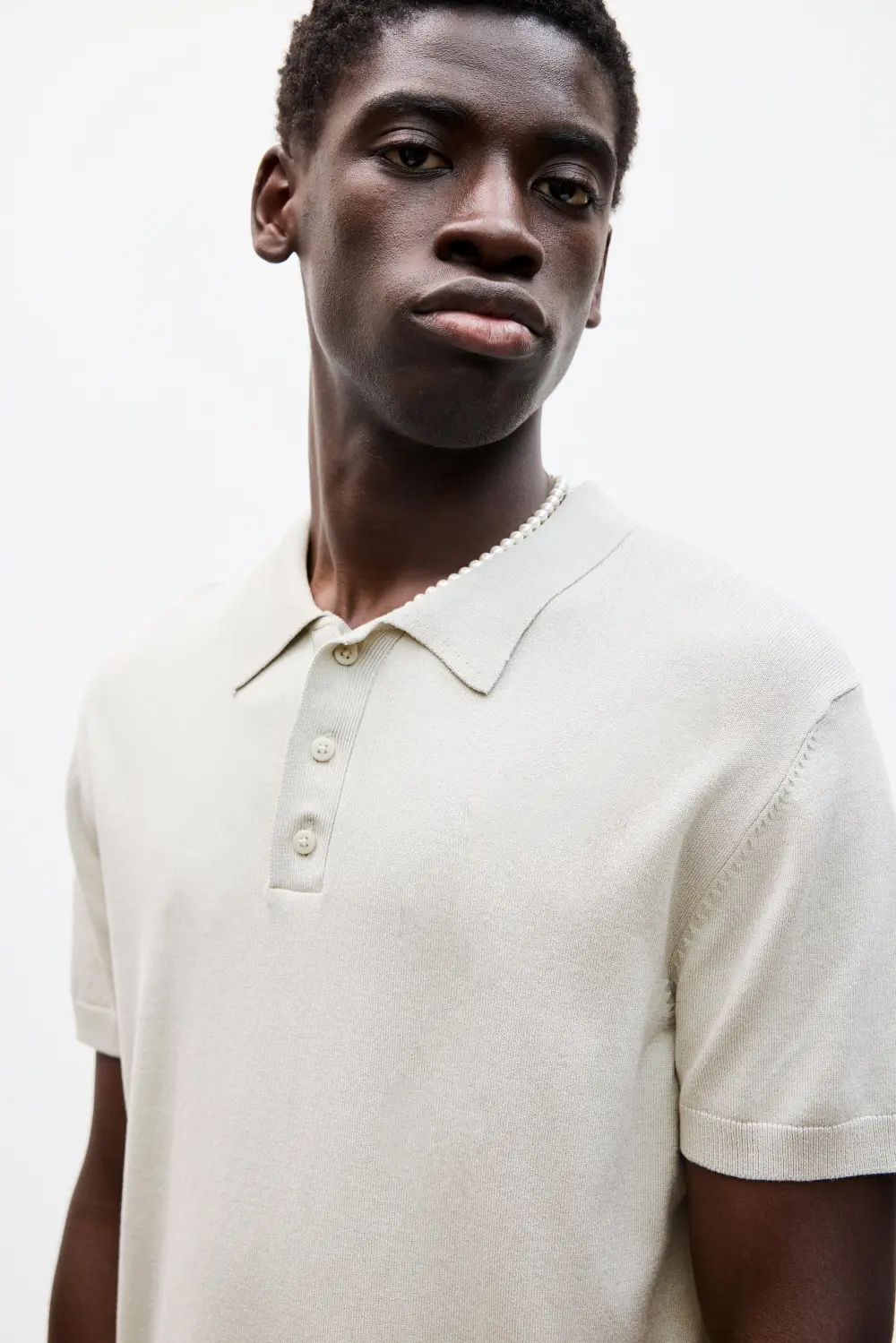 Short sleeve knit polo shirt