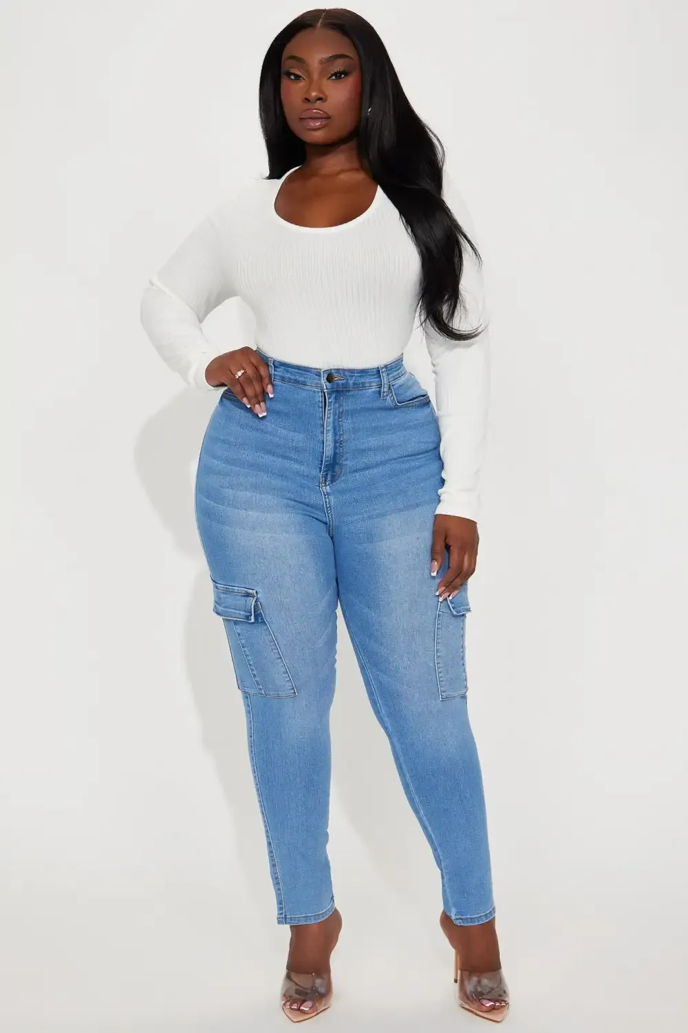 On The Roster Stretch Cargo Jean - Medium Wash