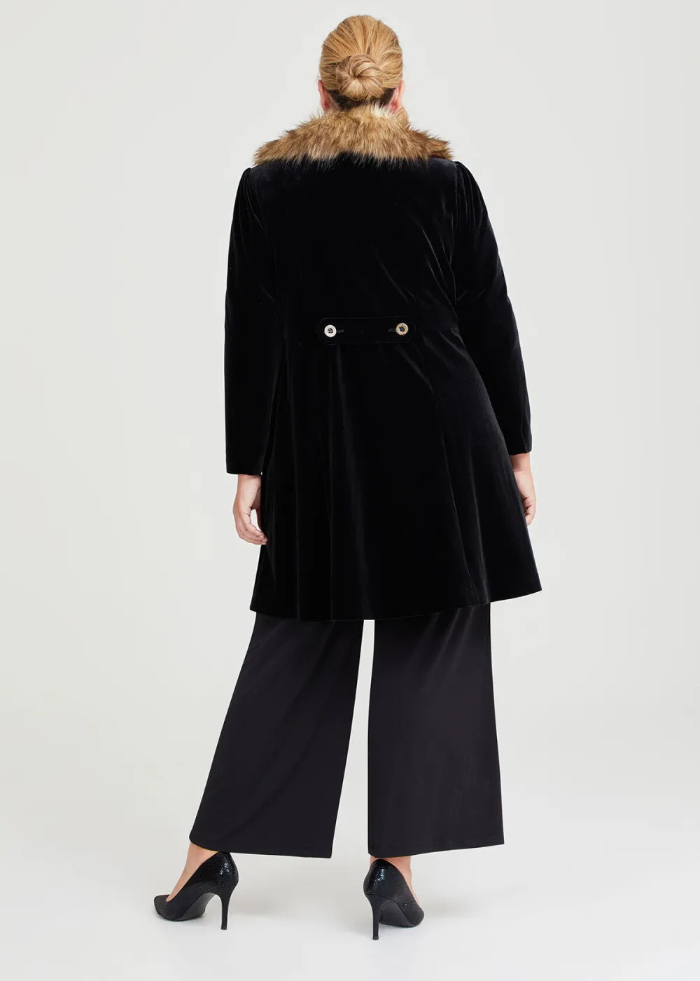 Luxe Velvet Coat With Fur Collar