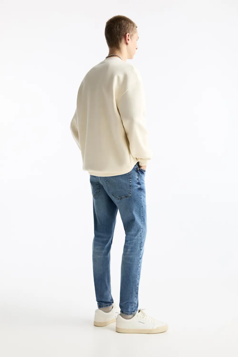 Washed carrot-fit jeans