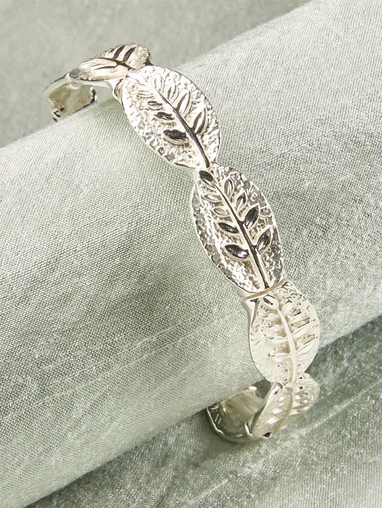 Circle of Leaves Silver Stretch Bracelet