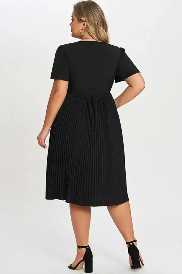 Black Knot Front Pleated Skirt Long Dress