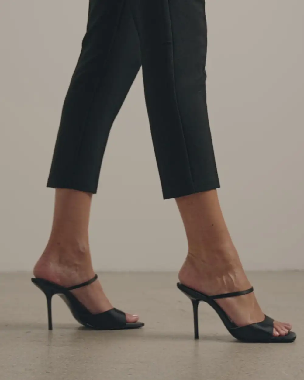 Midtown High-Waist 7/8 Pant