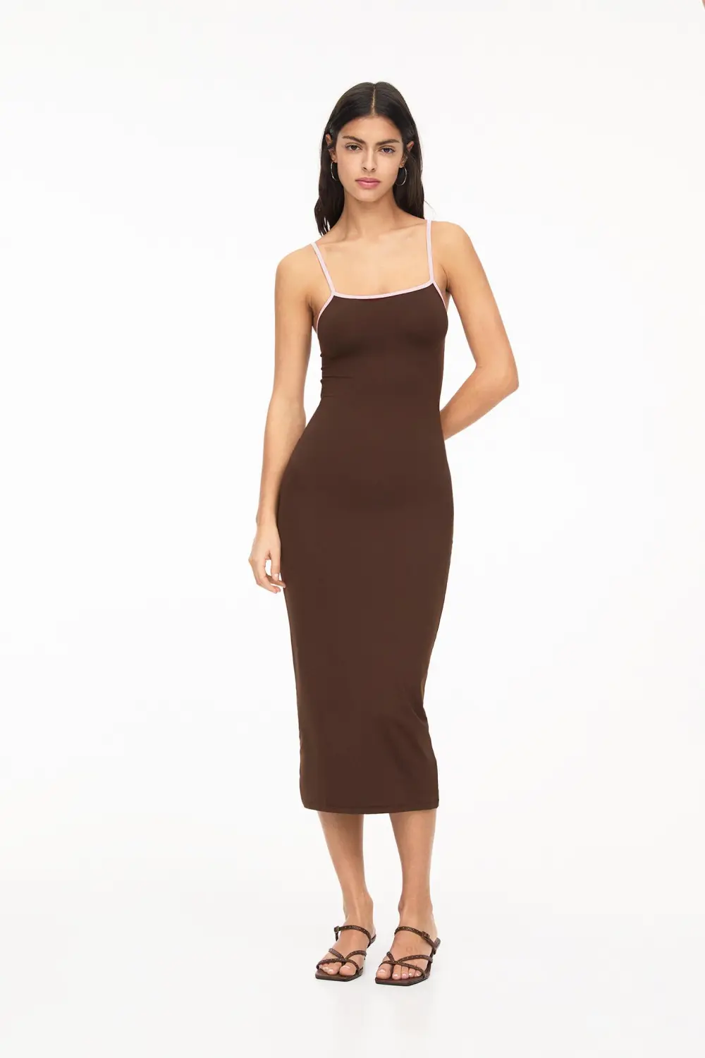 Vestido midi tirantes cut out