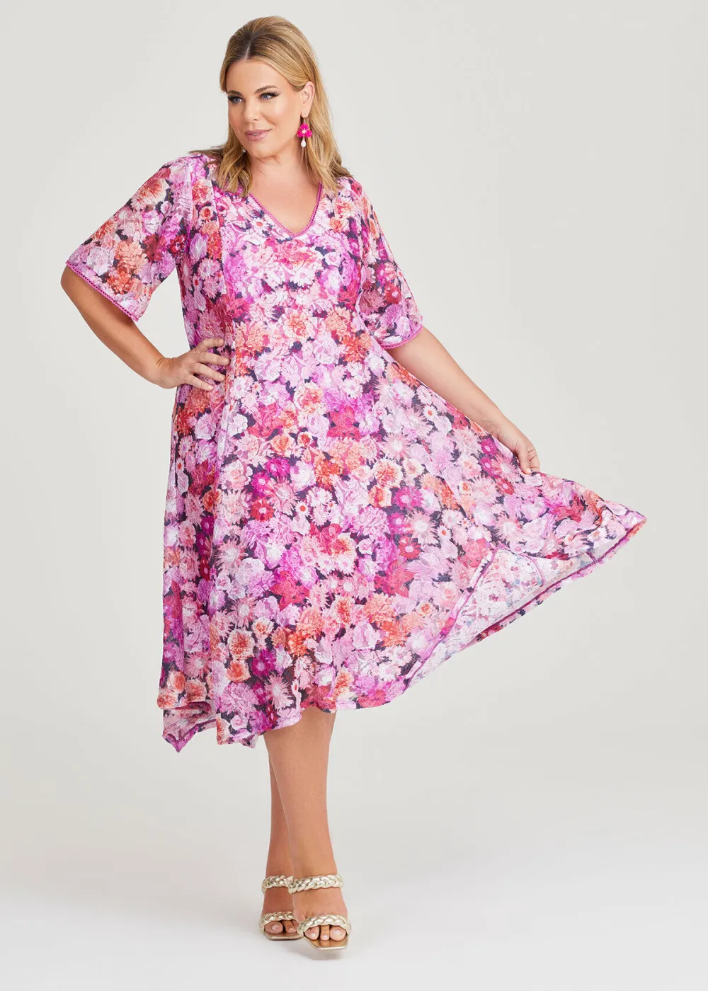 Bouquet Lace Cocktail Dress