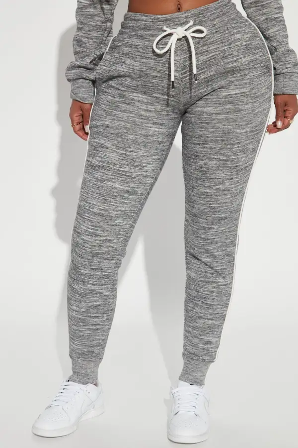 Tennis And Chill Fleece Jogger - Heather Grey