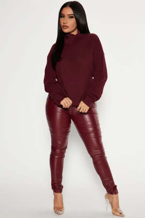 Roll With The Flow Turtleneck Sweater - Burgundy