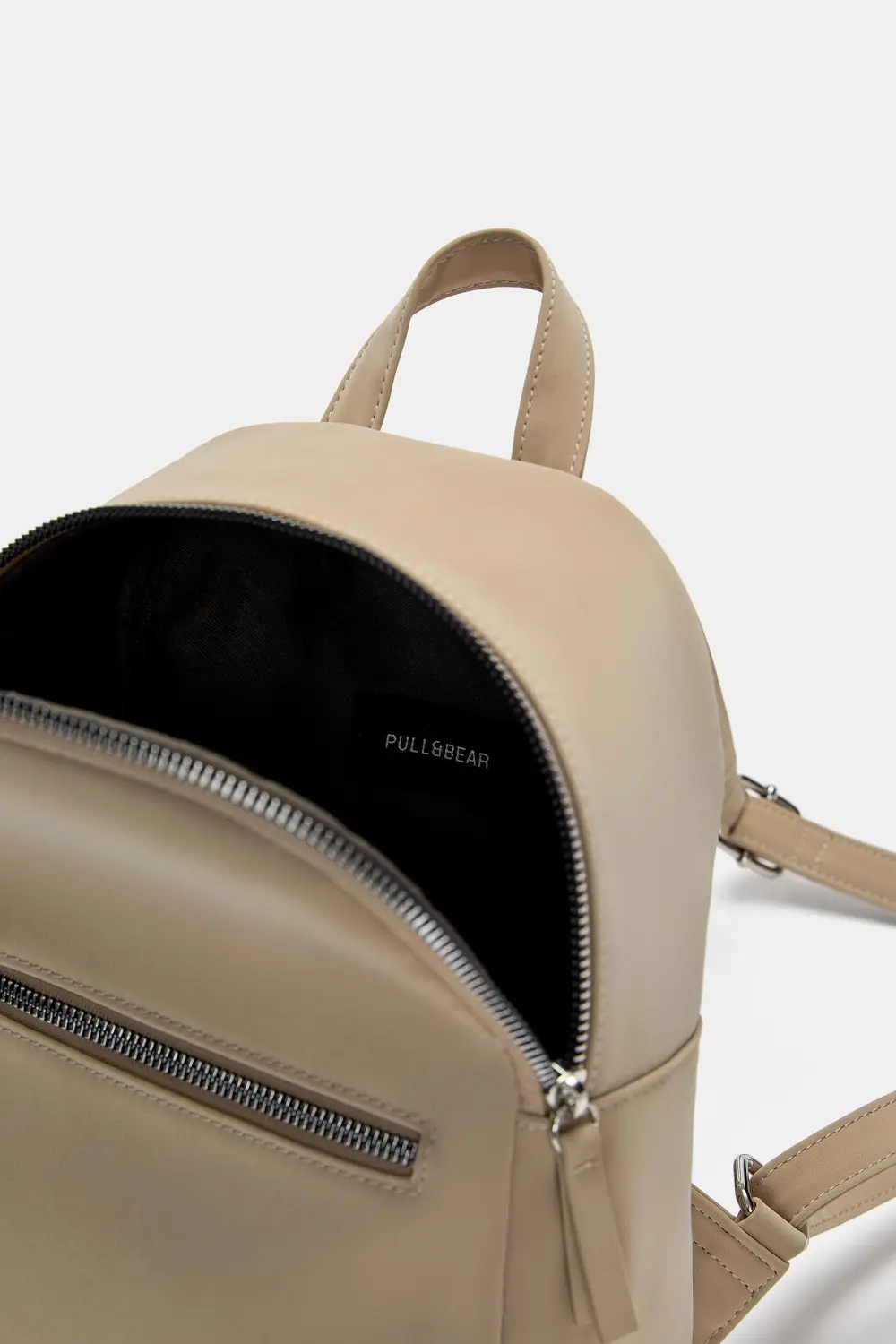 Mini mochila engomada