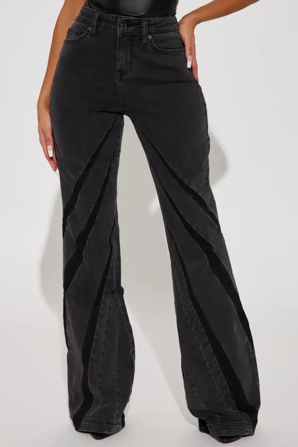 Needing Space Stretch Wide Flare Jeans - Black Wash