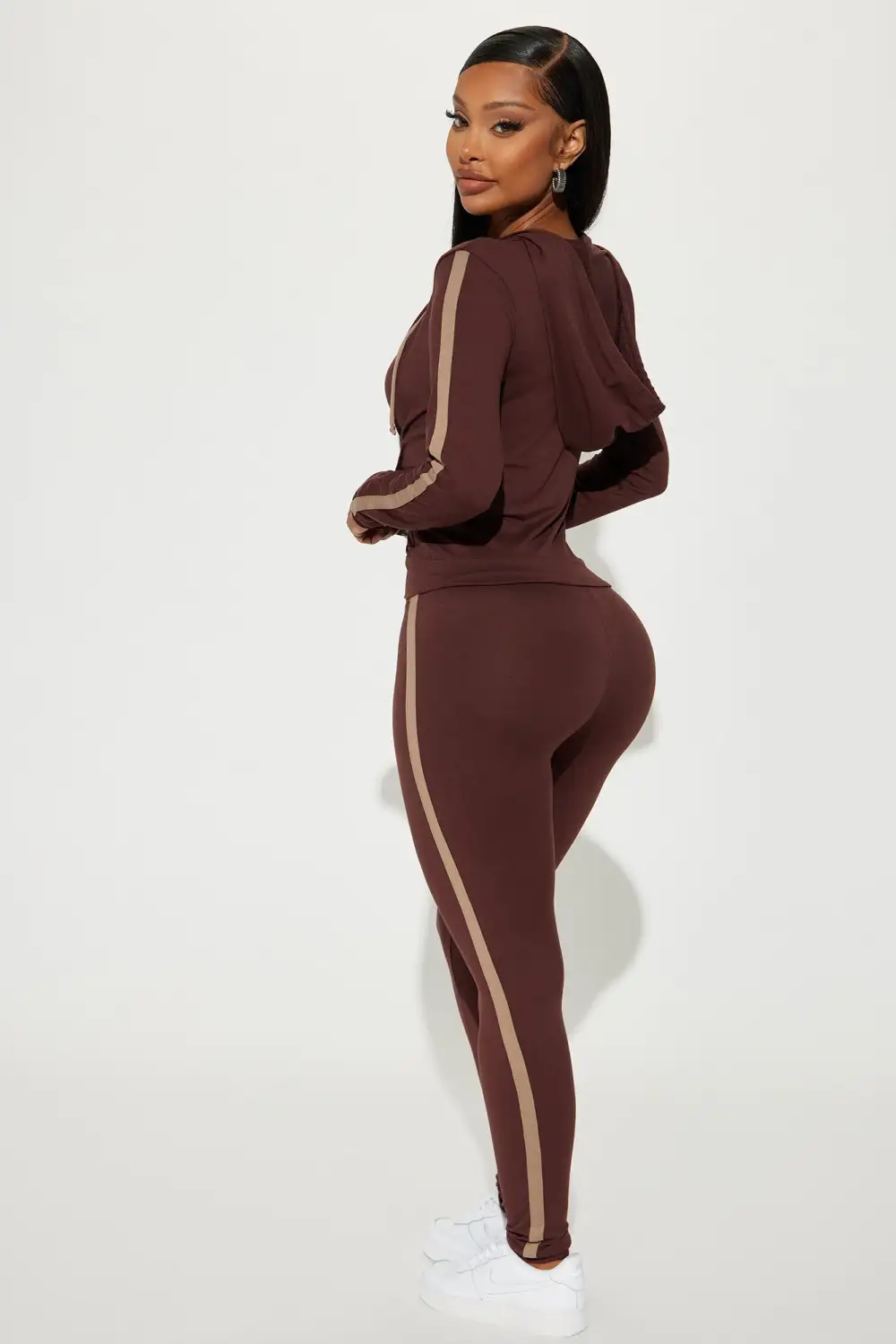 Tennis Courts III Zip Set - Chocolate