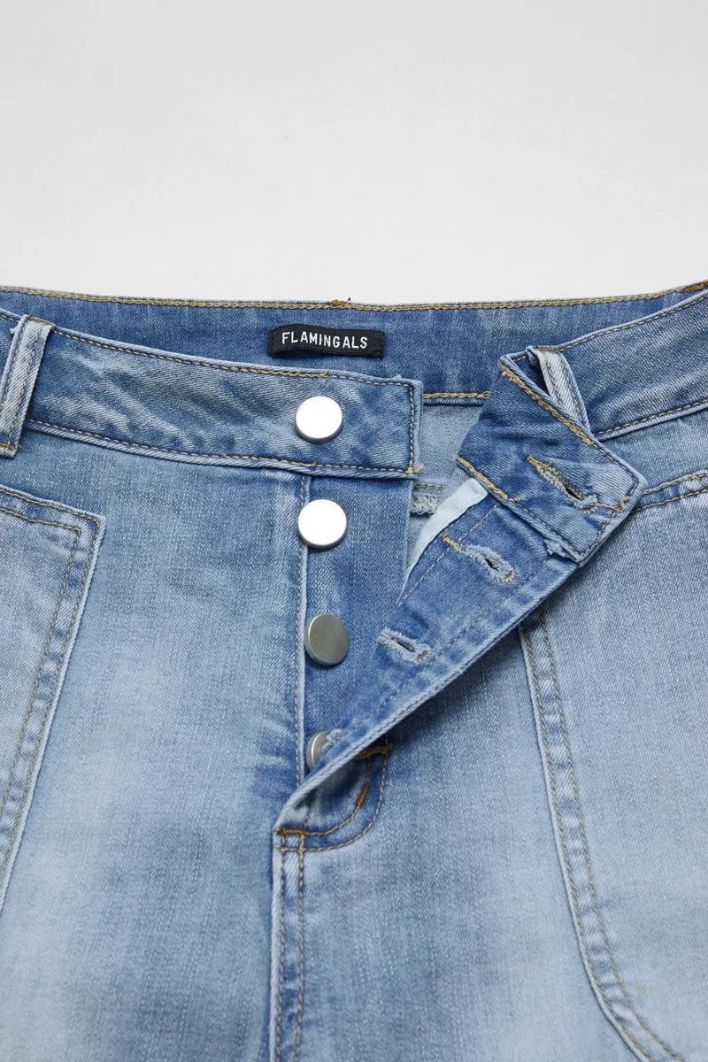 Multi Pocket Button Fly Mid Rise Straight Leg Jeans Without Belt