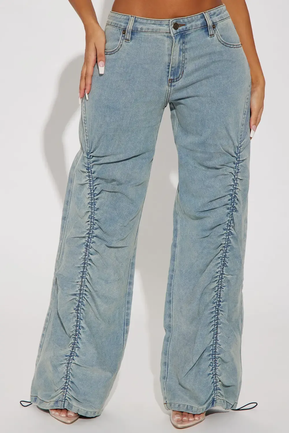 No Distractions Ruched Tinted Jeans - Light Wash