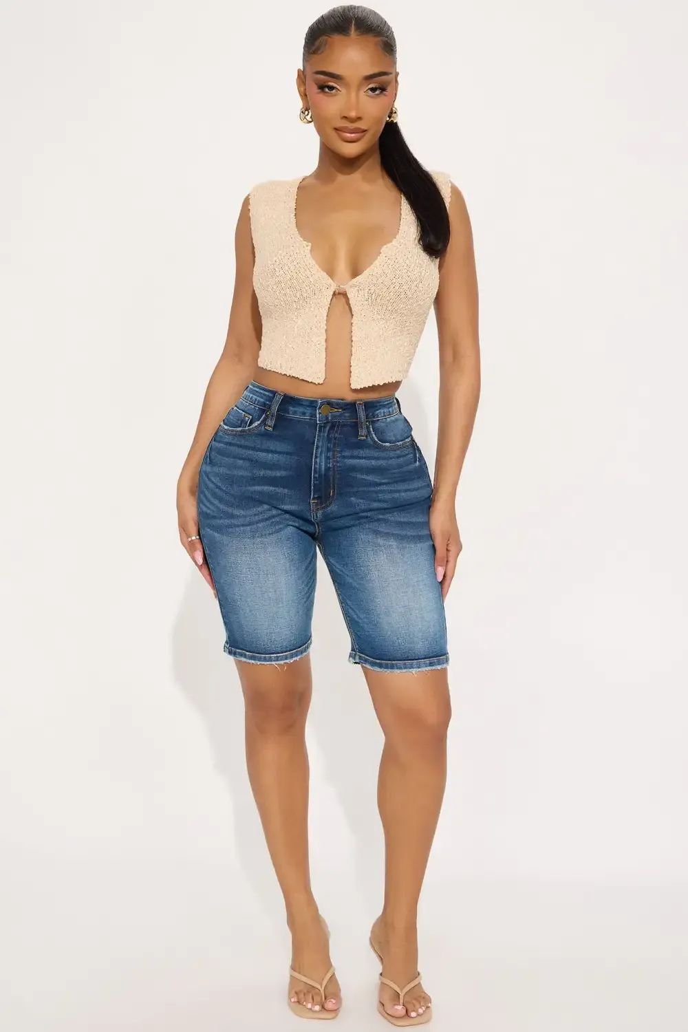 On The List Deluxe Stretch Bermuda Shorts - Dark Wash