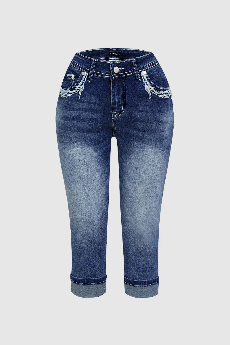Wash Embroidery Pocket Roll Hem Mid Rise Capri Jeans