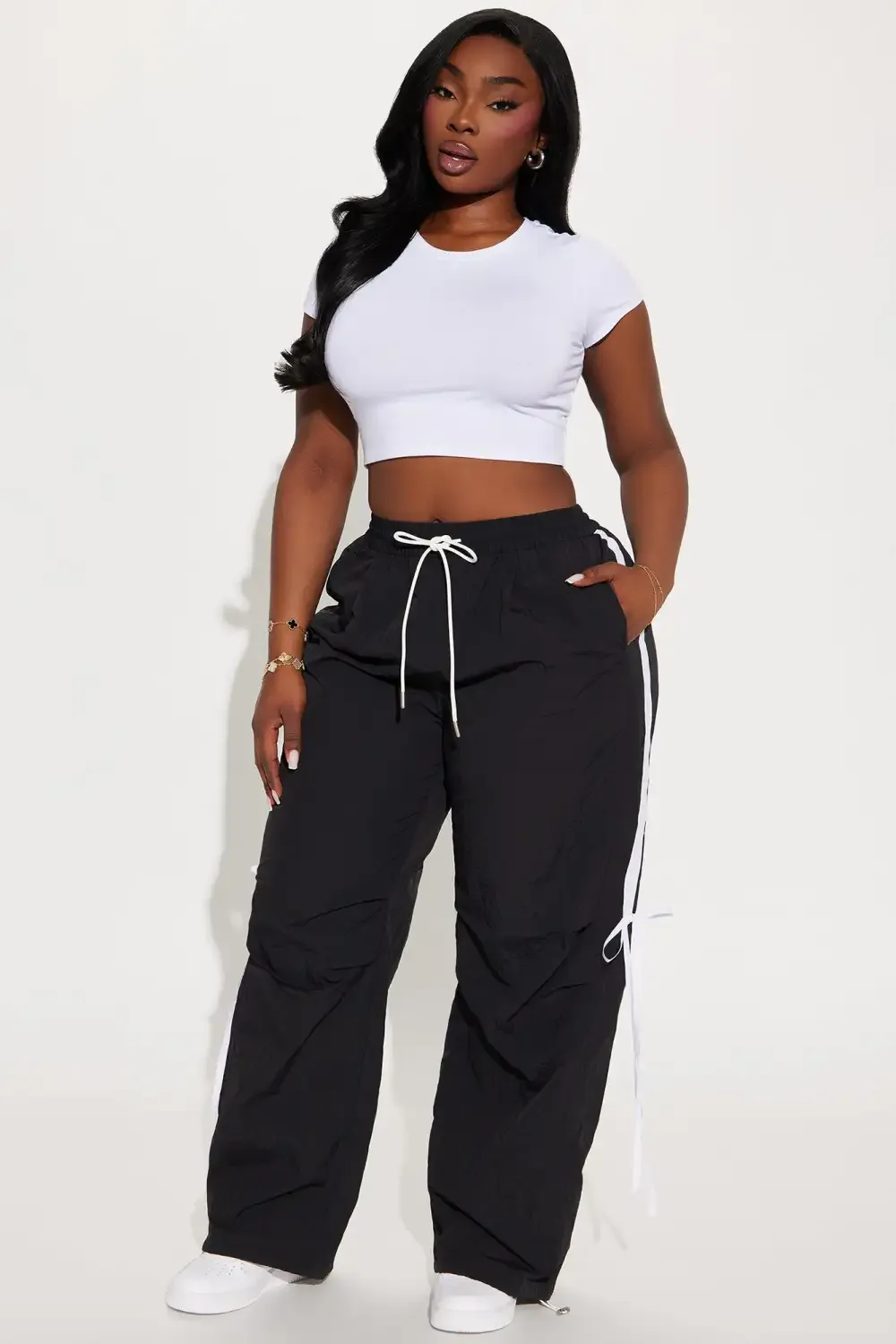 Taura Windbreaker Track Pant - Black