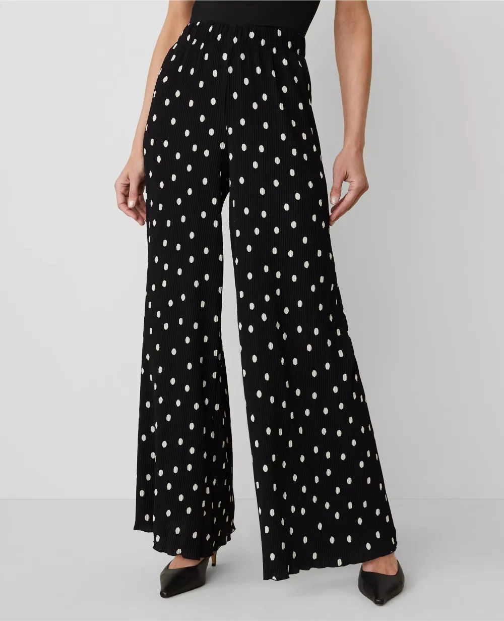 The Easy Wide-Leg Pant