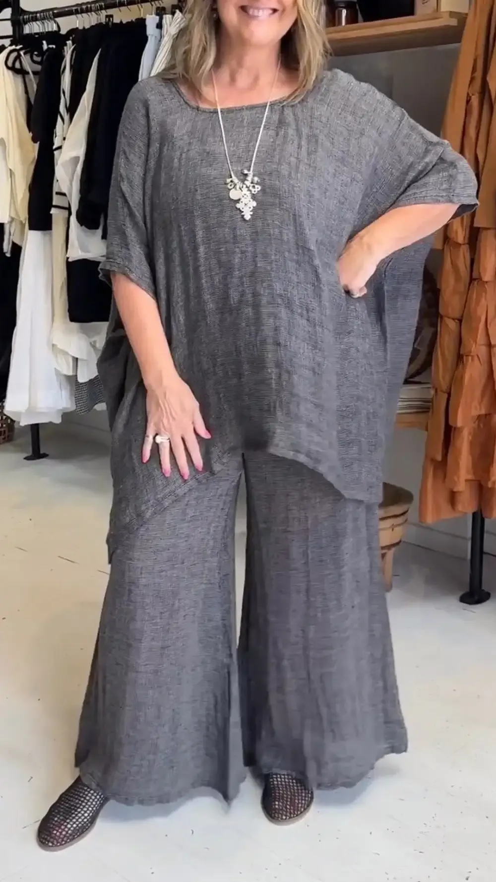 Women's Round Neck Mid-length Bat Sleeve Loose Casual Suit