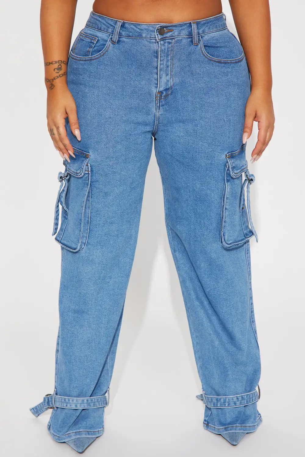 Love Hurts Ankle Strap Cargo Jeans - Medium Blue Wash