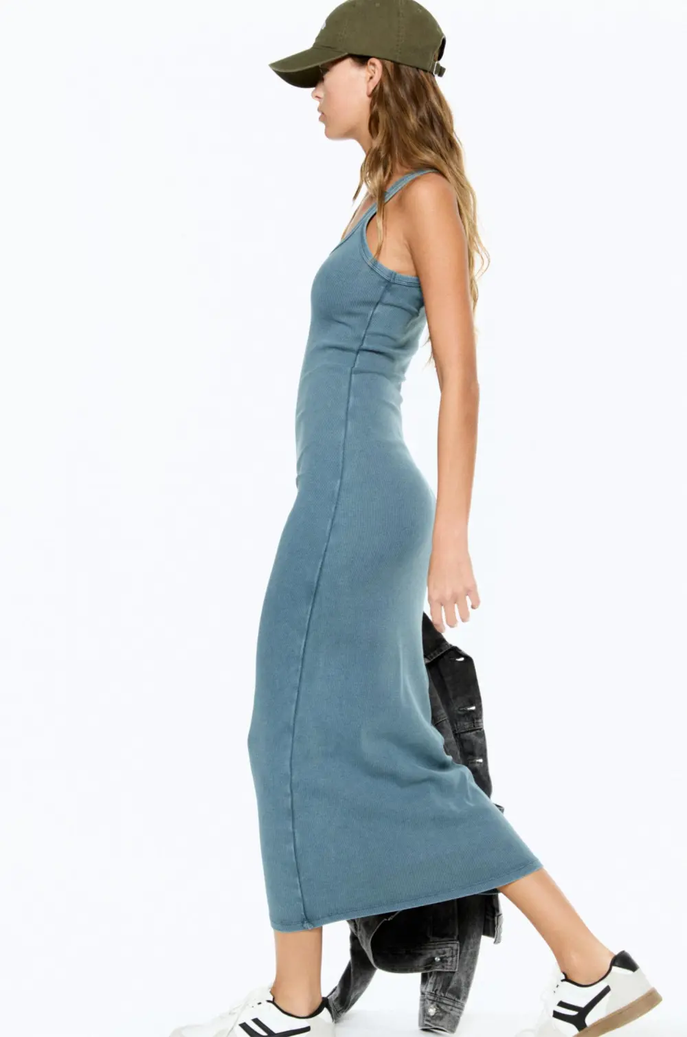 Vestido midi tirantes canalé