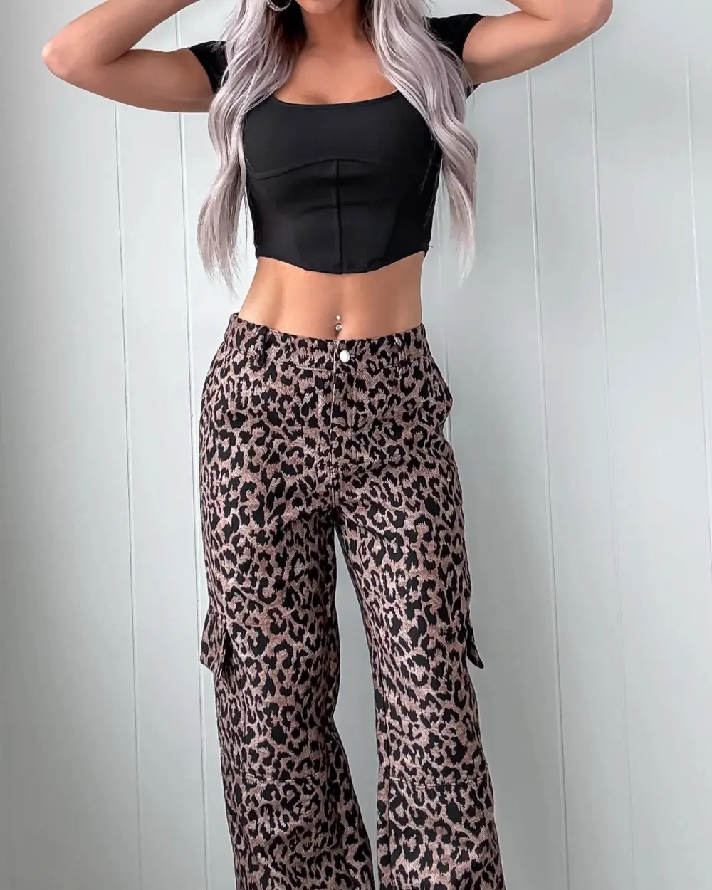 Edge Crop Top - Black
