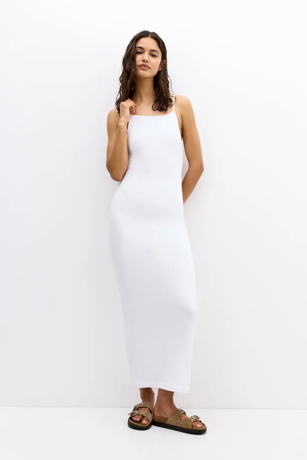 Vestido midi tirantes