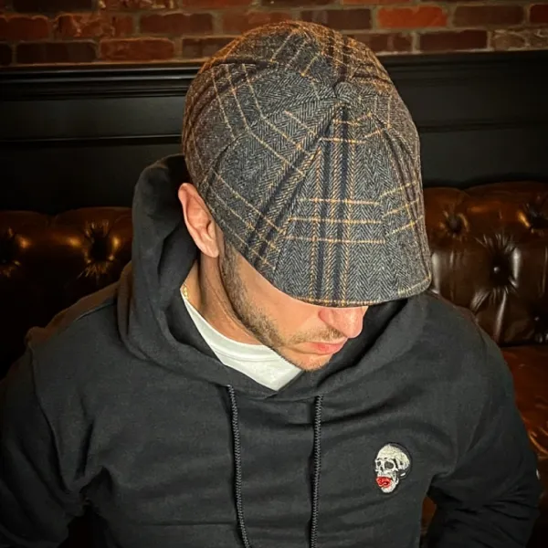 The Halloween Rose Boston Scally Cap - Plaid