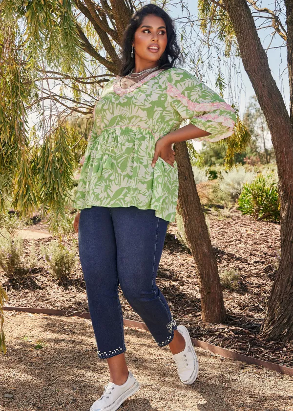 Curved Hem Pearl Denim Jean