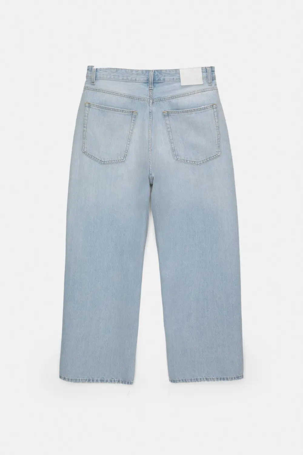 Loose baggy jeans
