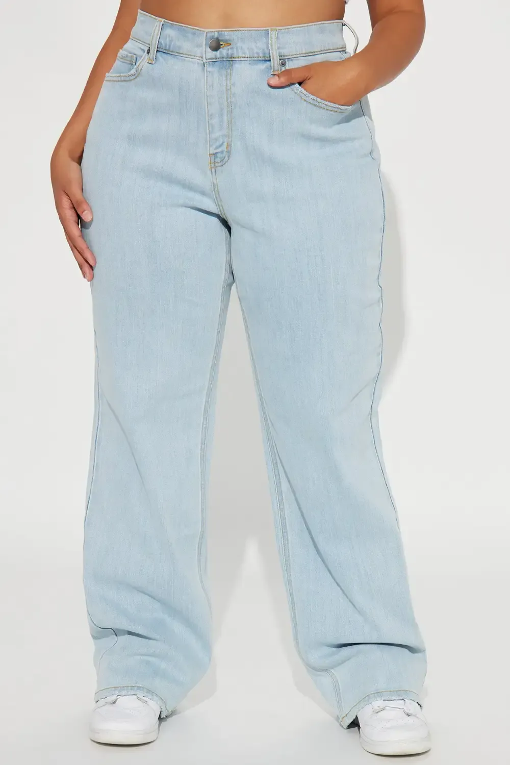 Be Authentic Slouchy Stretch Straight Leg Jeans - Light Wash