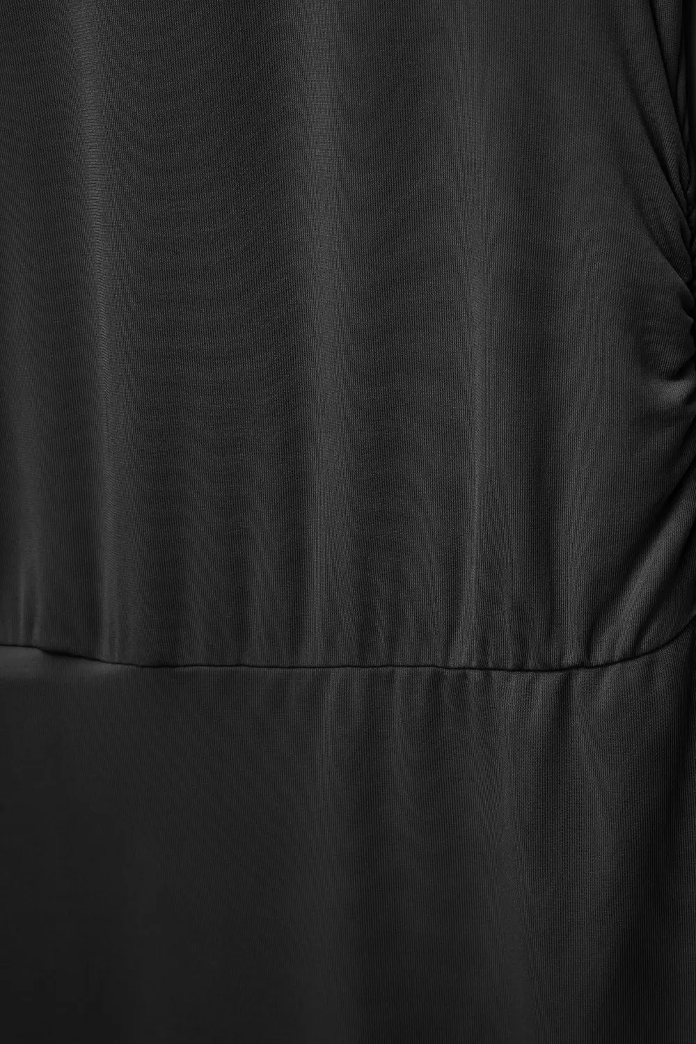 Vestido corto detalle nudo
