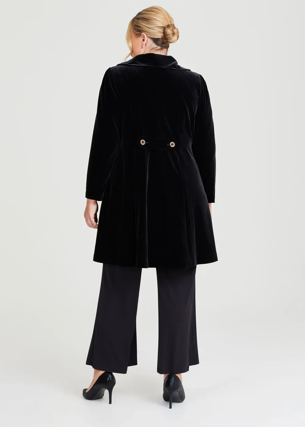 Luxe Velvet Coat With Fur Collar