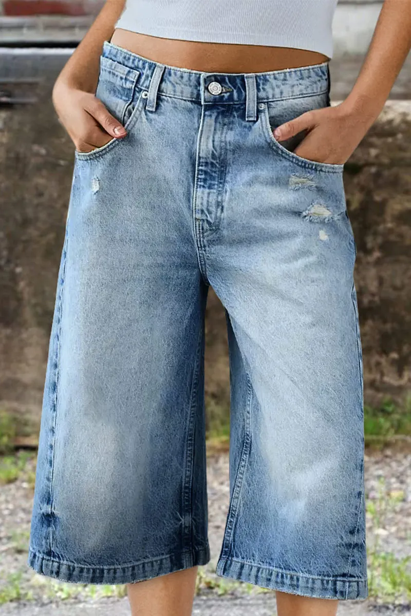 Ripped Mid Waist Straight Leg Capri Jeans
