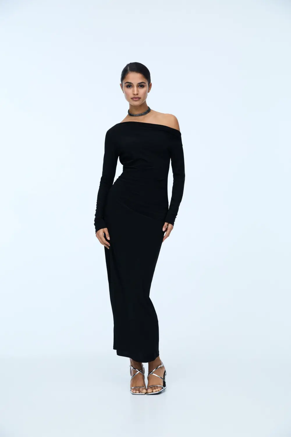 Vestido midi asimétrico