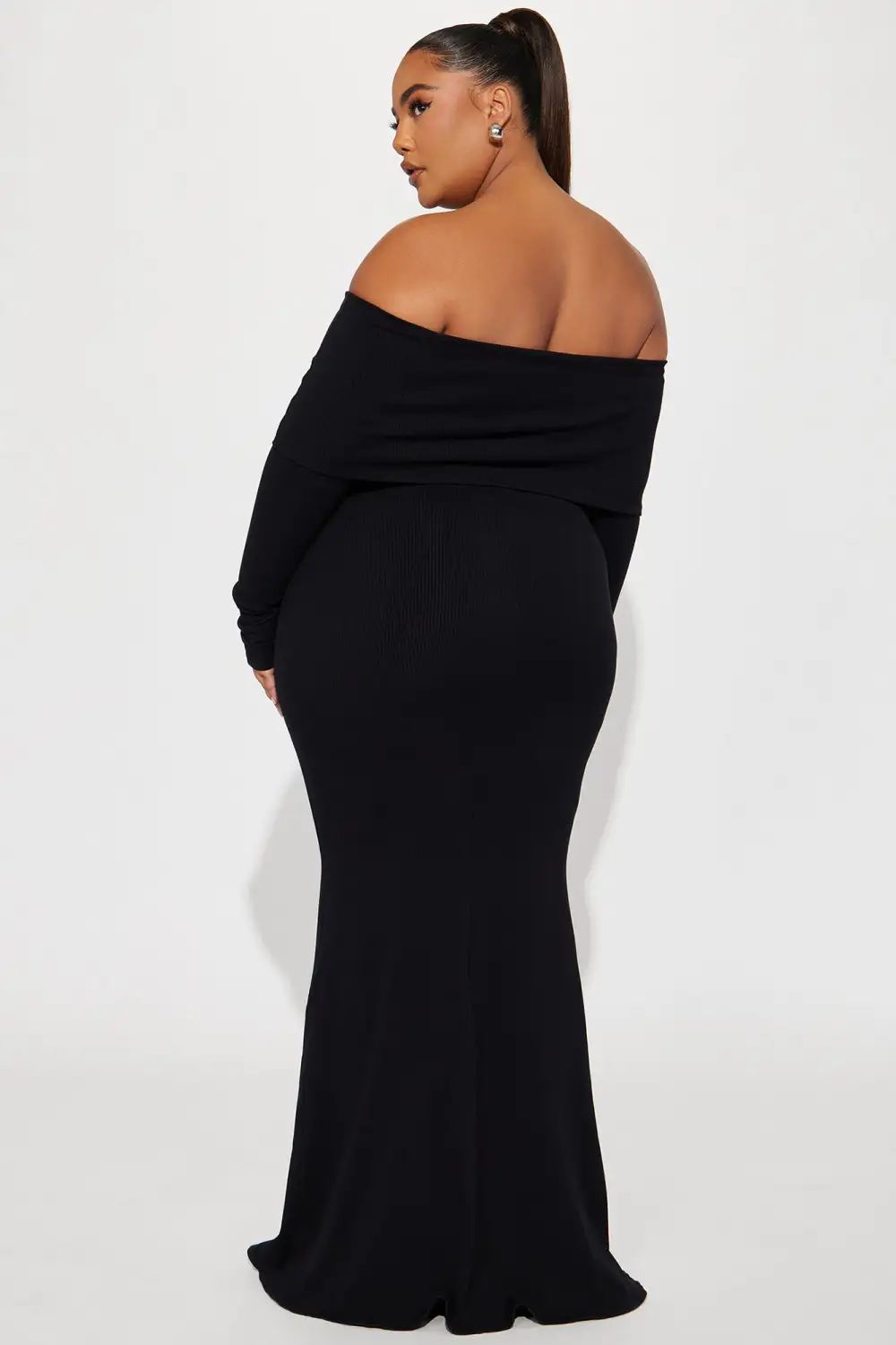 Nayeli Snatched Maxi Dress - Black