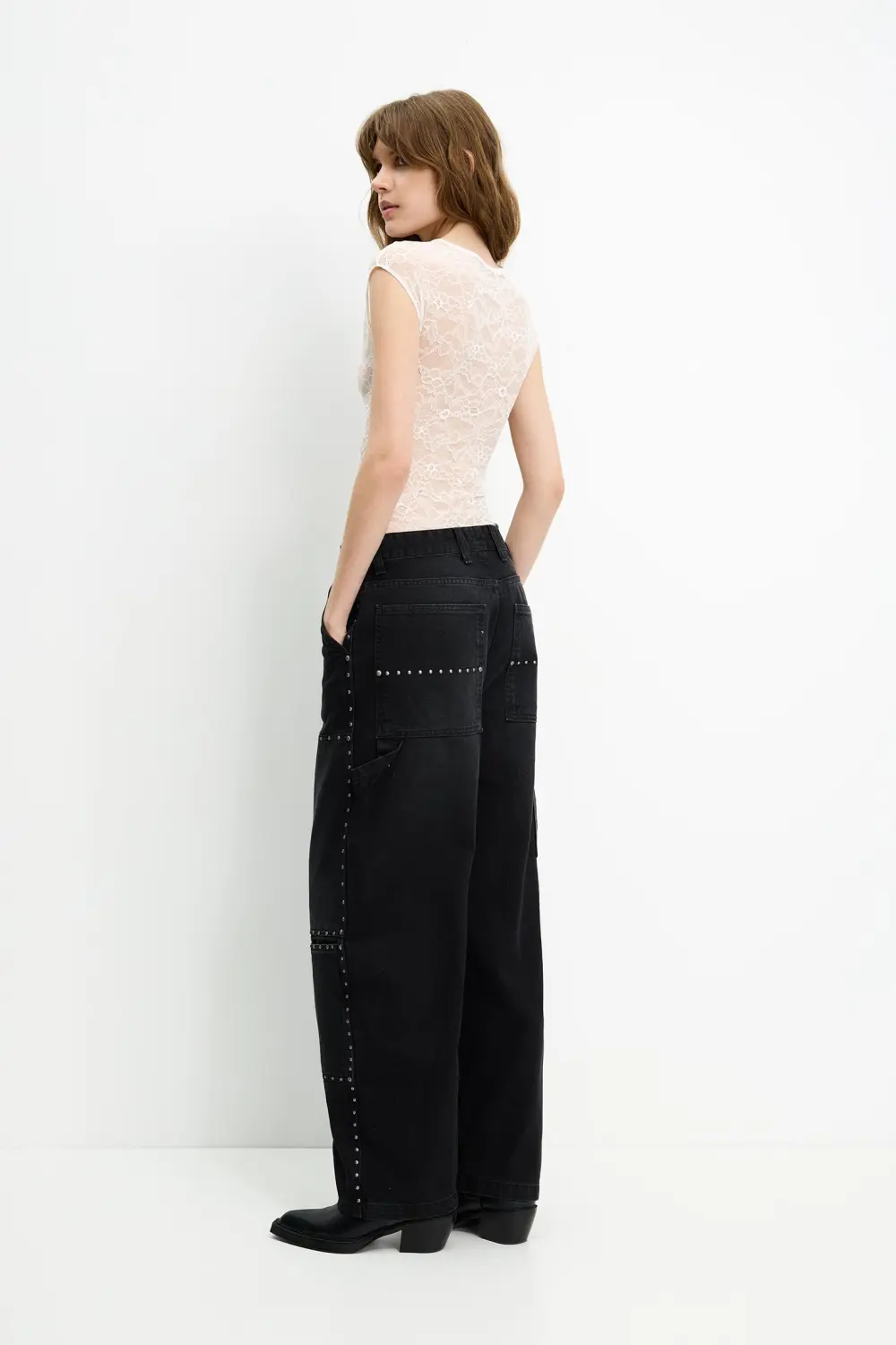 Short sleeve lace bodysuit