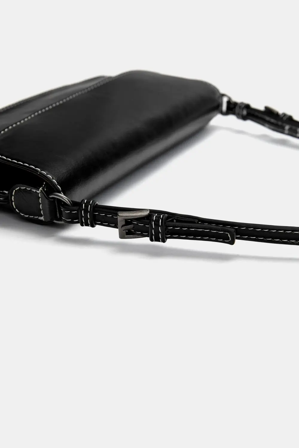 Bolso de hombro solapa