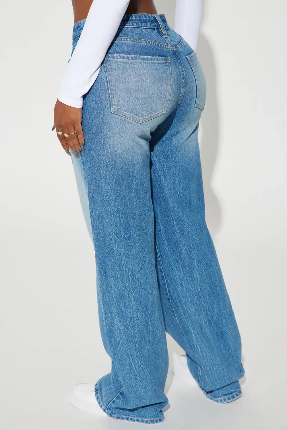 Laguna Mid Rise Loose Jeans - Medium Wash