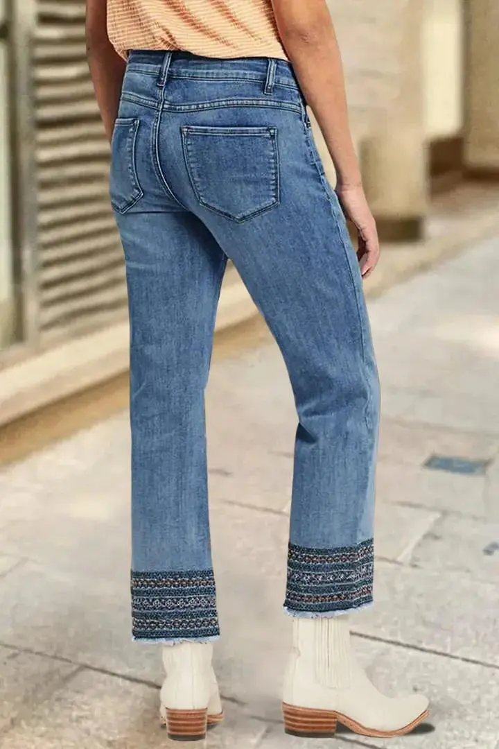 Wash Embroidery Raw Hem Mid Rise Crop Jeans
