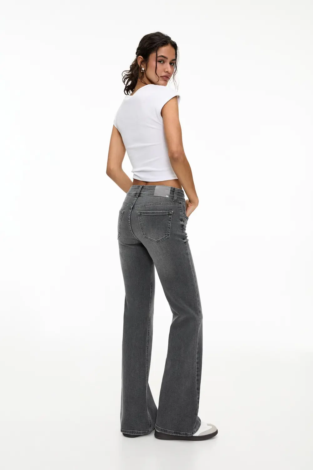 Jeans bootcut tiro bajo
